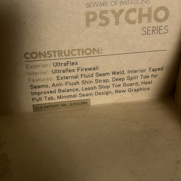 NIB O’NEILL PSYCHOFREAK SPLIT TOE 3.5MM BLACK & RED WETSUIT SWIM BOOTS. SIZE 12 - Picture 12 of 12